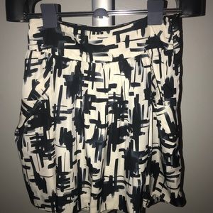 The Limited Black & Cream A-Line Skirt w/ Pockets